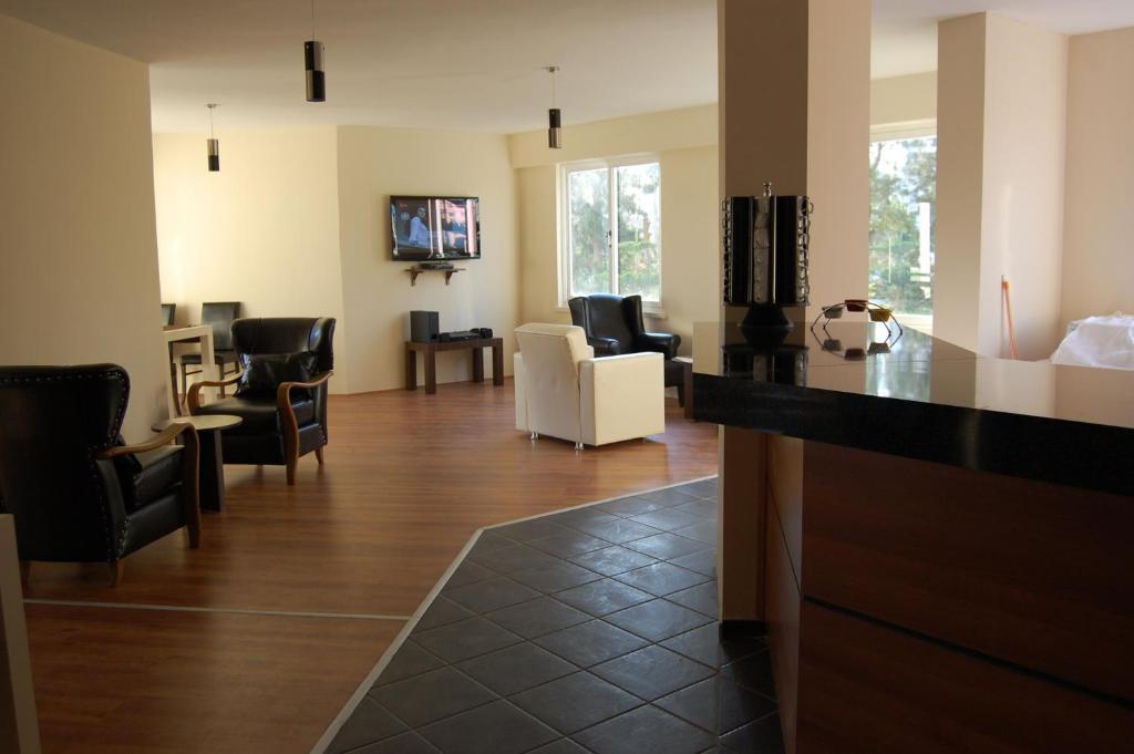 Mersin Green Tower Suites Мезитли Экстерьер фото